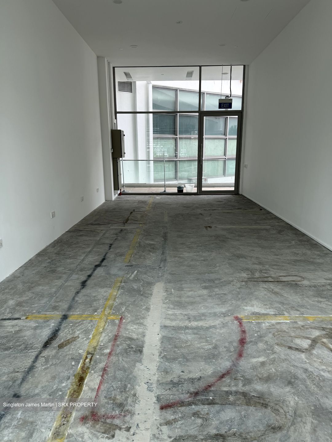 Cove Drive (D4), Office #633791581